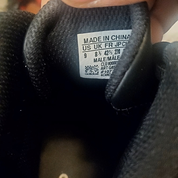 Adidas isolation basketball shoe size 9 - Picture 6 of 7